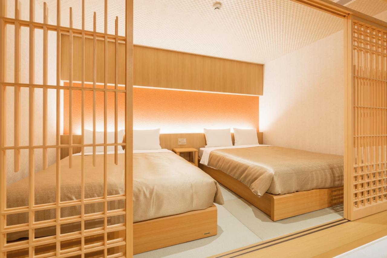 Grand Base Hakata Gofuku Aparthotel Fukuoka  Buitenkant foto