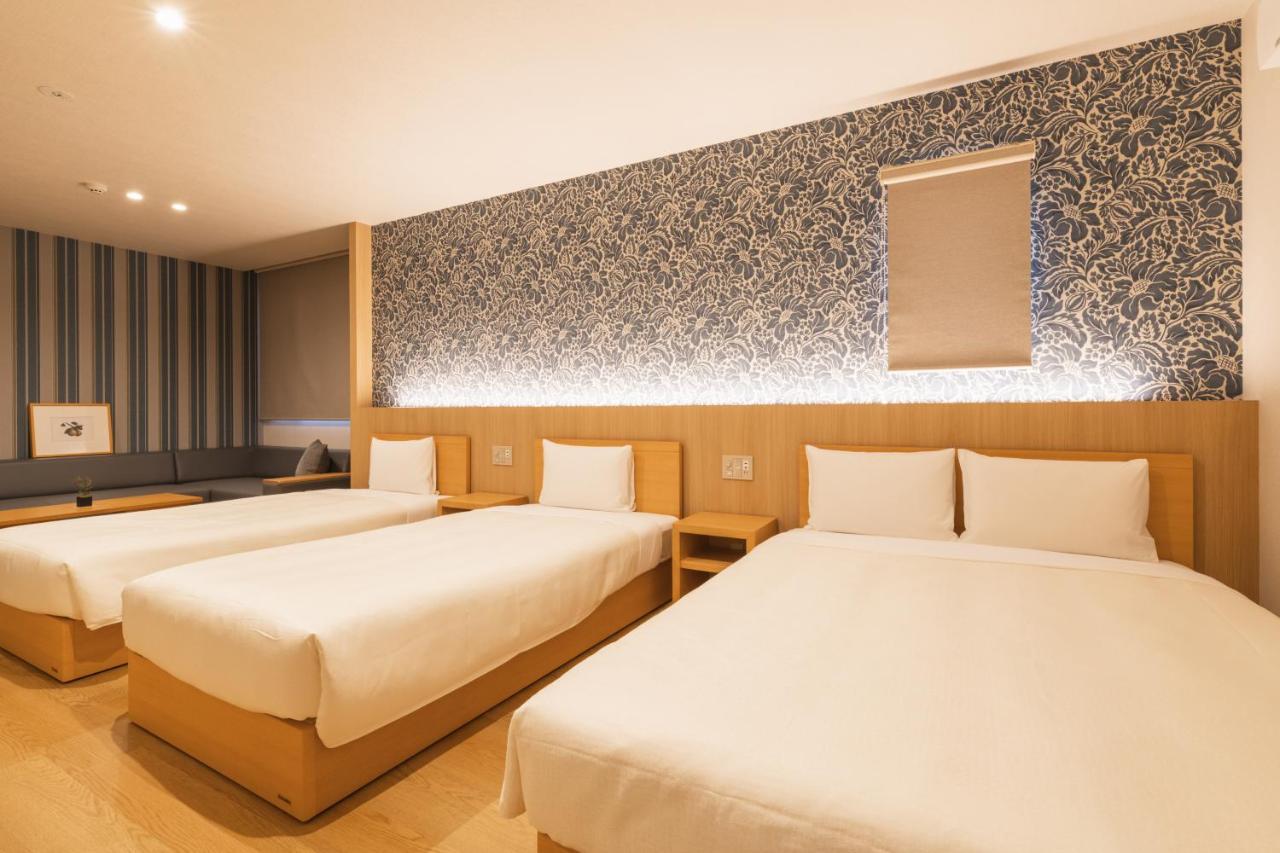 Grand Base Hakata Gofuku Aparthotel Fukuoka  Buitenkant foto