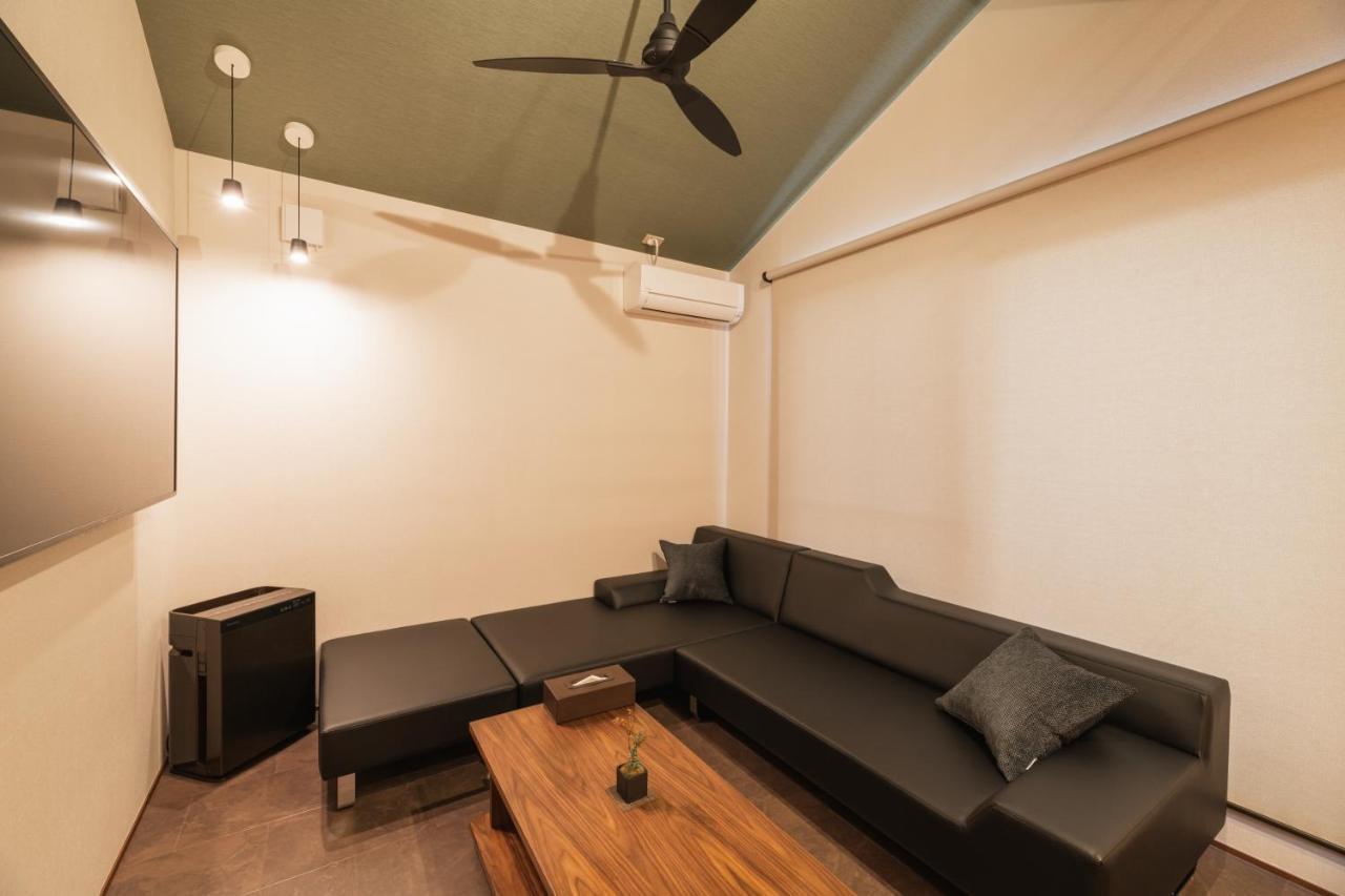 Grand Base Hakata Gofuku Aparthotel Fukuoka  Buitenkant foto
