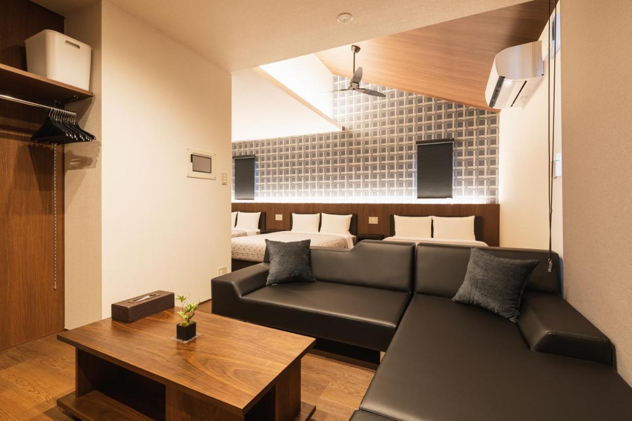 Grand Base Hakata Gofuku Aparthotel Fukuoka  Buitenkant foto