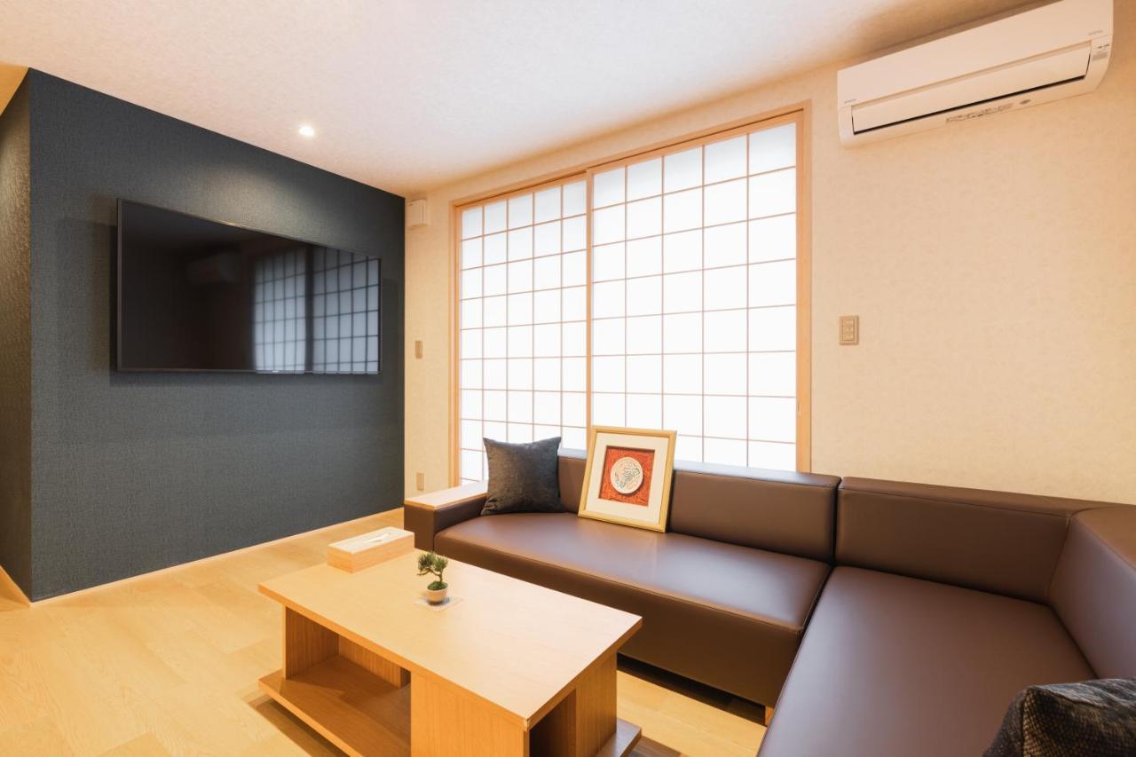 Grand Base Hakata Gofuku Aparthotel Fukuoka  Buitenkant foto