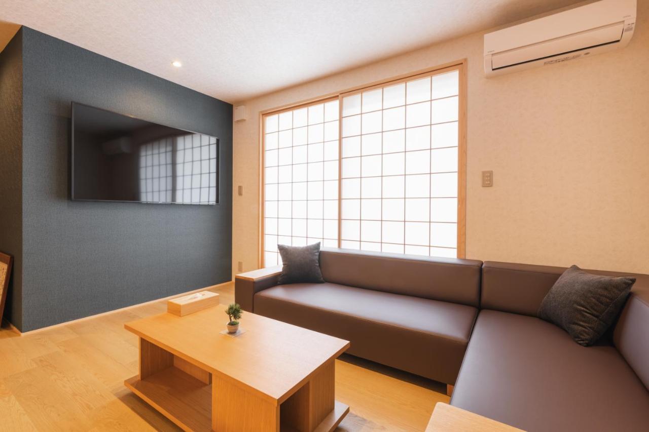 Grand Base Hakata Gofuku Aparthotel Fukuoka  Buitenkant foto